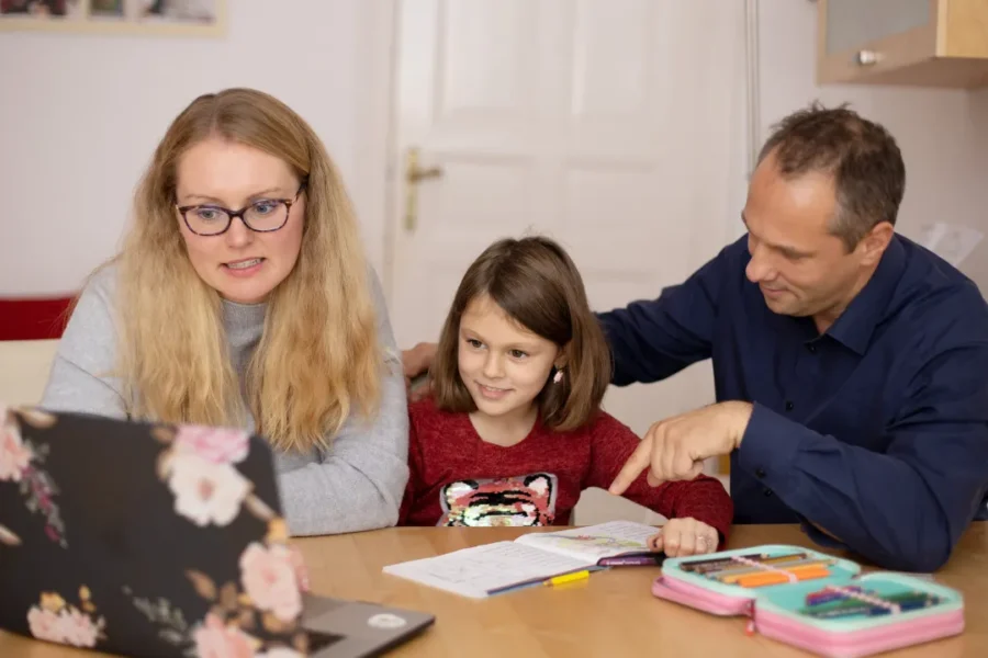 10 signs you have a toxic daughter-in-law